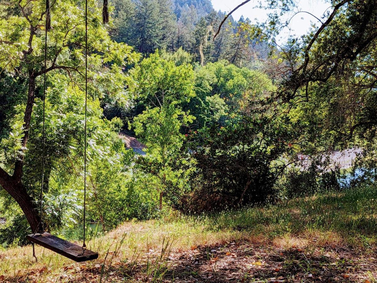 Rivers Breeze Relaxing Riverside Cabin With Private Suite Kayaks ฮีลด์สเบิร์ก ภายนอก รูปภาพ